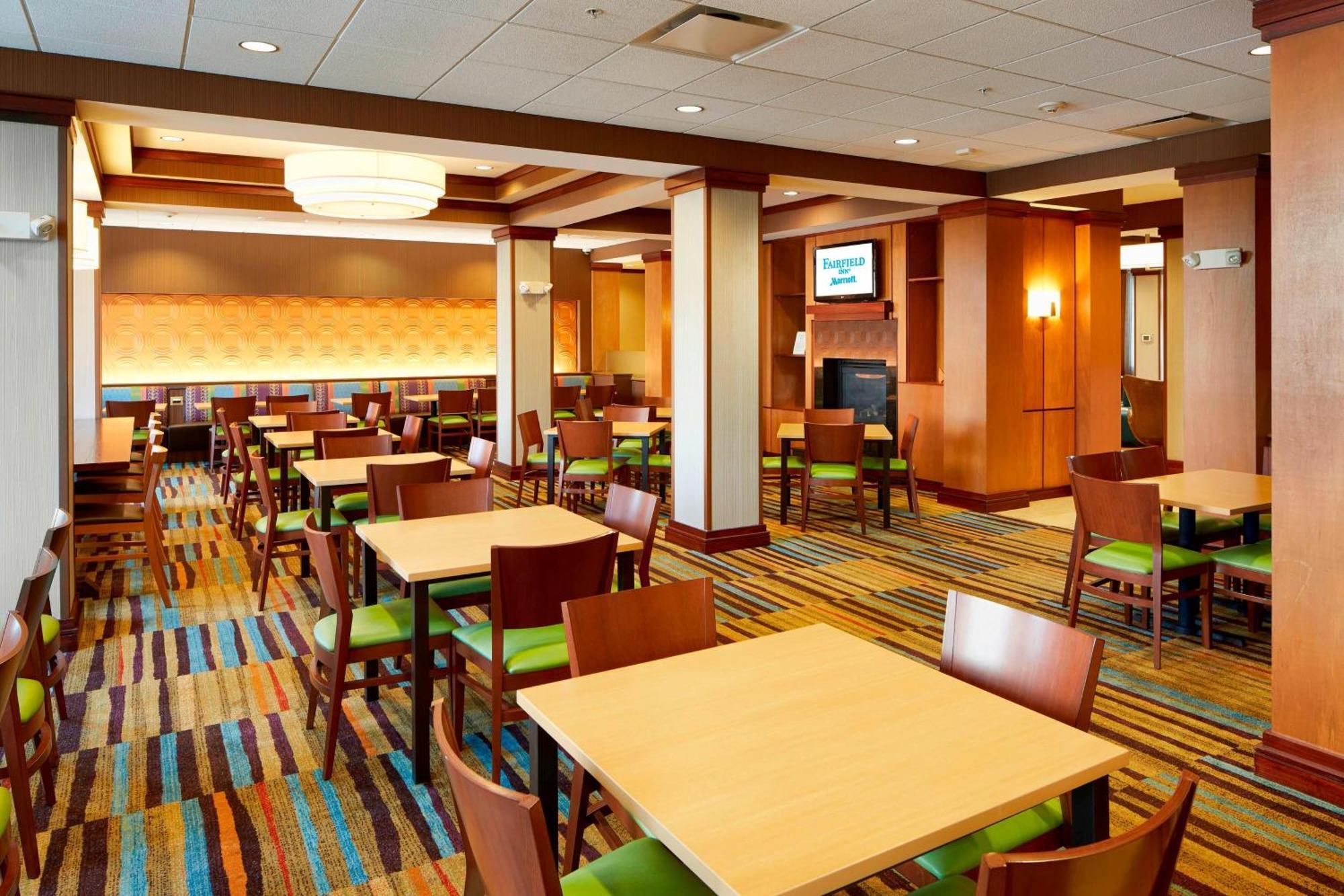 Fairfield Inn And Suites Columbus Polaris Exterior photo